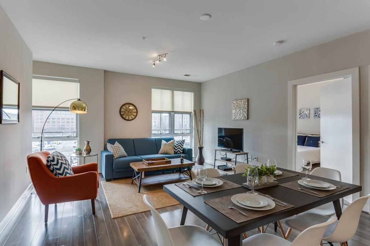 Two Bedroom On H Street Apartment Washington