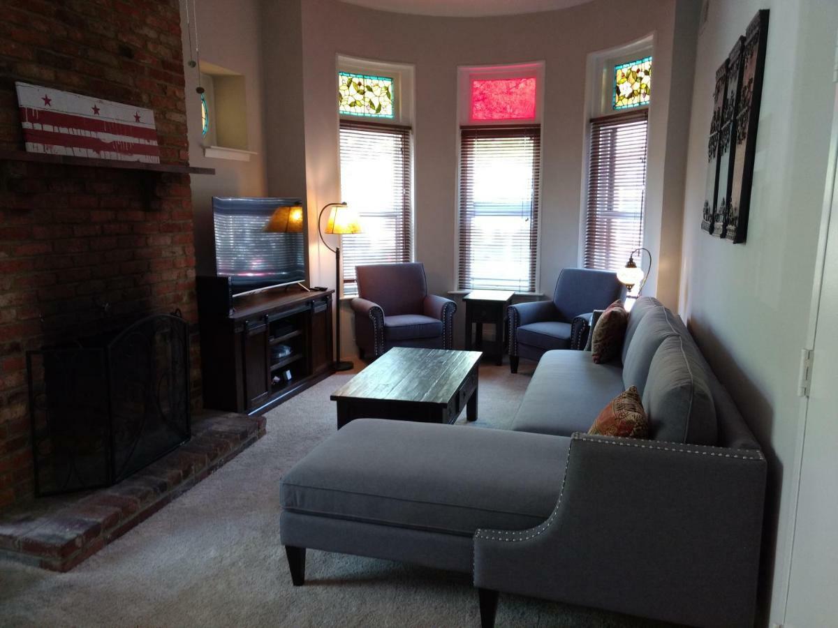 Apartment 1118 P Street Northwest #1 *