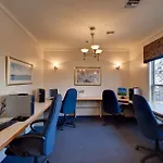 Oakwood At Avalon Crescent