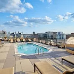 Logan Circle 2Br W Gym Wd Pool Nr Bars Wdc-480
