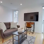 Sojourn\'S Eastern Market Carriage House Sleeps 2