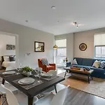 Two Bedroom On H Street