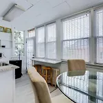 Cozy Brookland Condo Near Metro Catholic University
