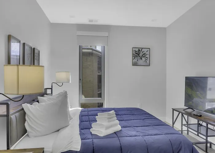 2Br Logan Circle Furnished Apartment Apts