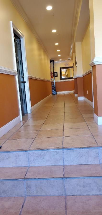 Relaxing 3 Bedroom With Free Parking At The Sequoia Washington