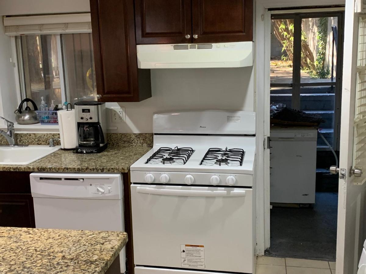 Apartment Renovated Basement 2bdrm Near Metro Washington