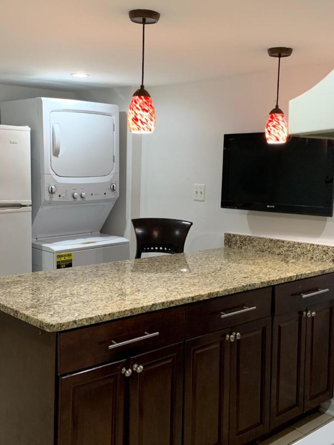 Renovated Basement 2bdrm Near Metro Washington
