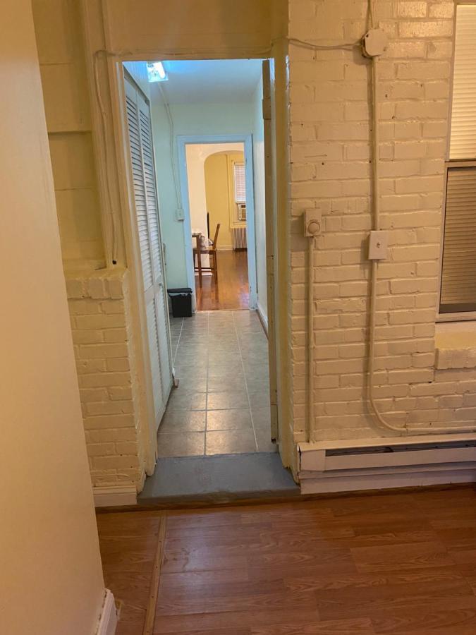 Spacious 2 Bedroom Washington