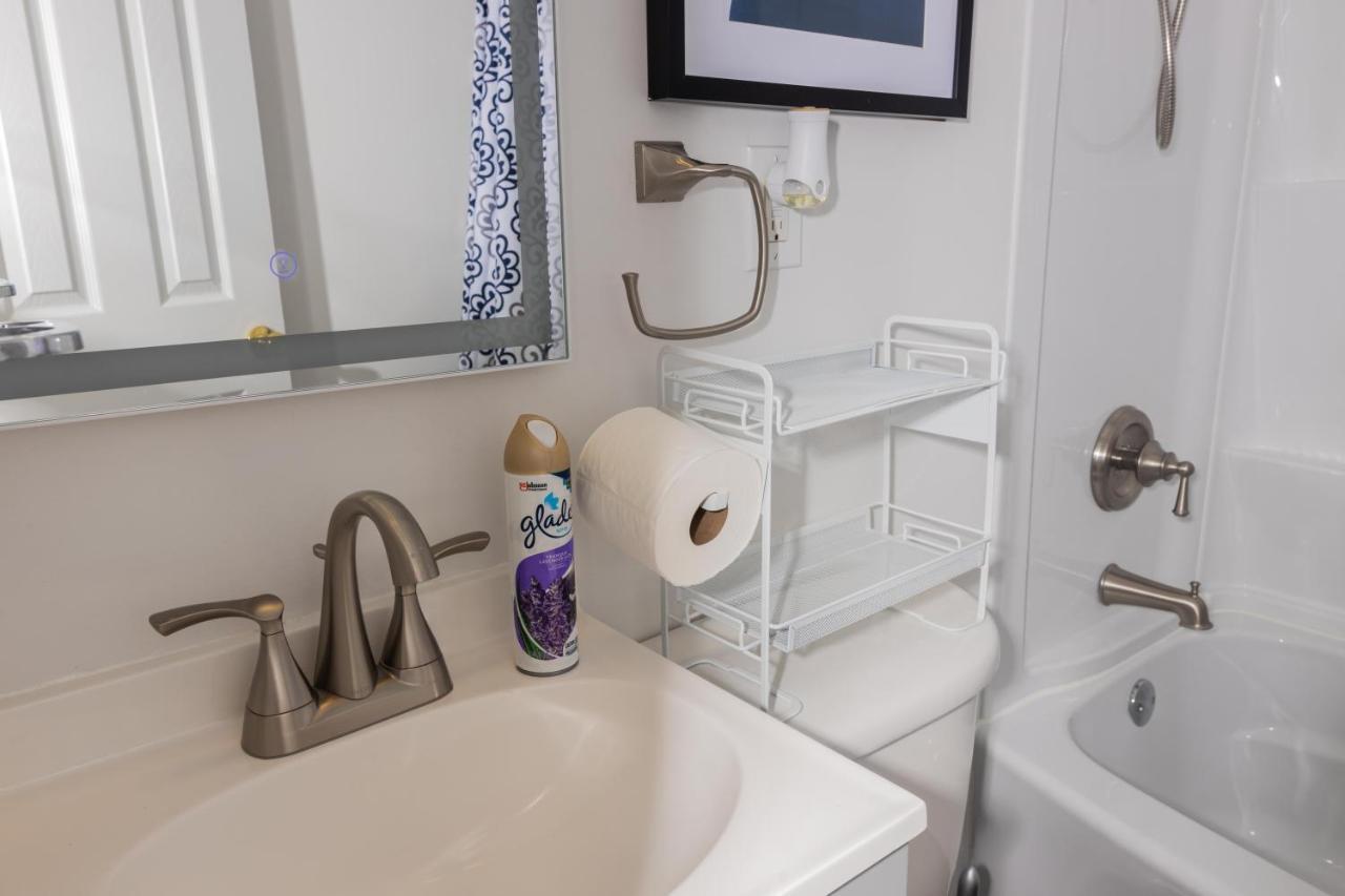 Apartment Beautiful 2br Outside U Street Corridor
