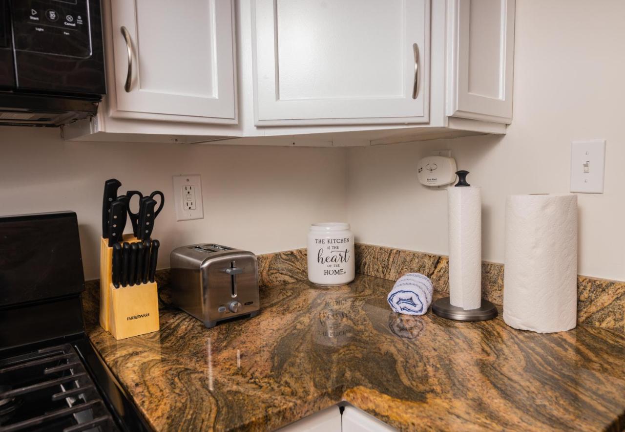 Apartment Beautiful 2br Outside U Street Corridor