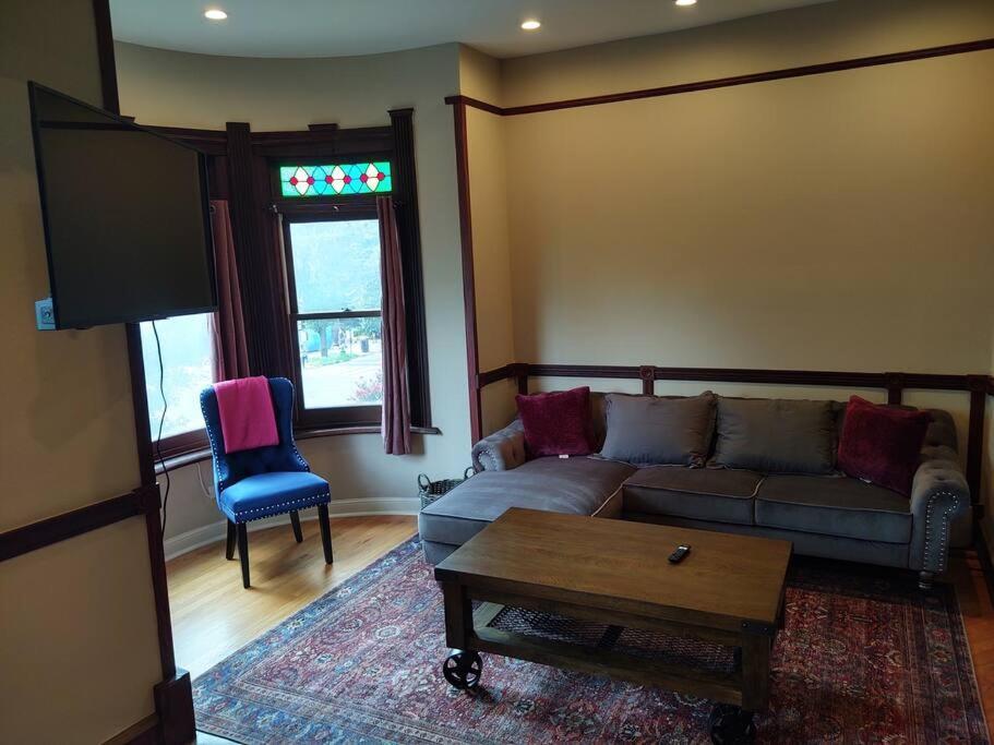 Apartment Dupont Circle/logan Circle 1 Bdrm + Den Sleeps 4 *