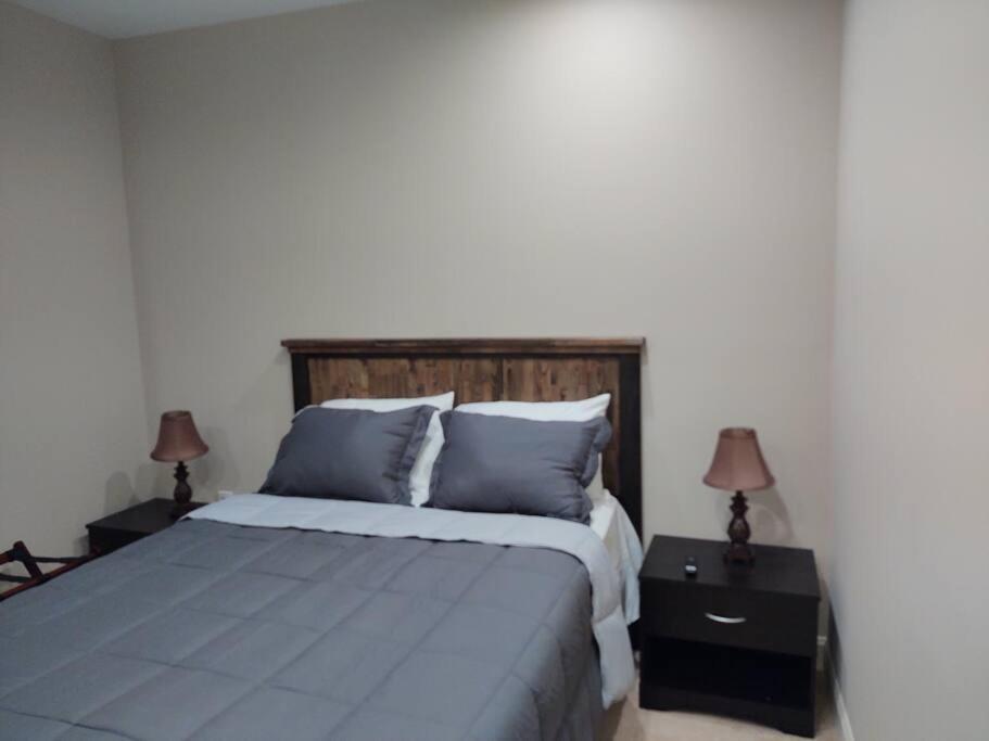 Dupont Circle/logan Circle 1 Bdrm + Den Sleeps 4 Apartment *