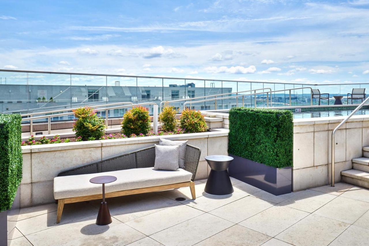 14th St 1br W Gym Wd Lounge Nr Metro Wdc-400 Apartment