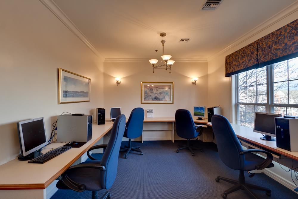 Oakwood At Avalon Crescent Hotel 3*