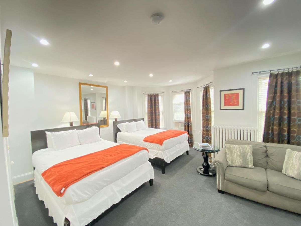 Gorgeous Refurbished 1bdrm And 1den Washington