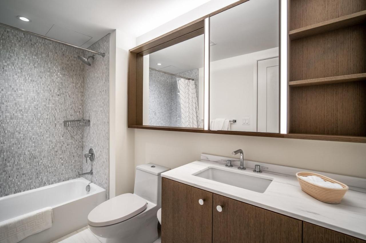 Navy Yard 1br W Wd Gym Doorman Nr Metro Wdc-125 * Washington