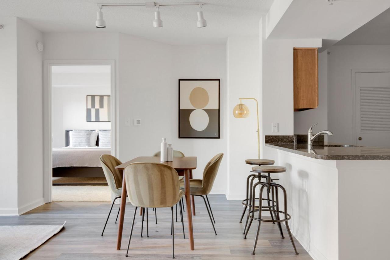 Logan Circle 2br W Gym Wd Pool Nr Bars Wdc-480 Washington