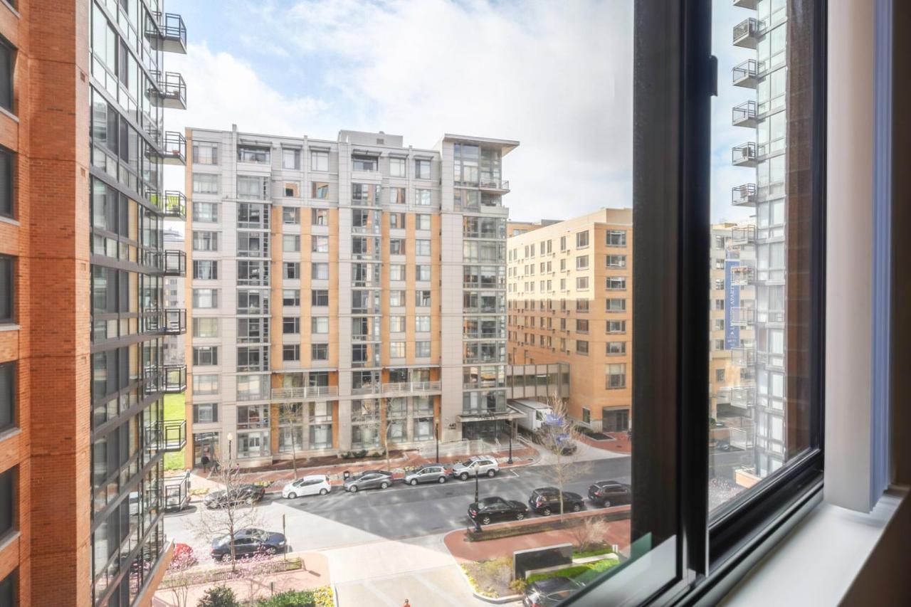 Mount Vernon 1br W Gym Pool Rooftop Nr Metro Wdc-198 Apartment Washington