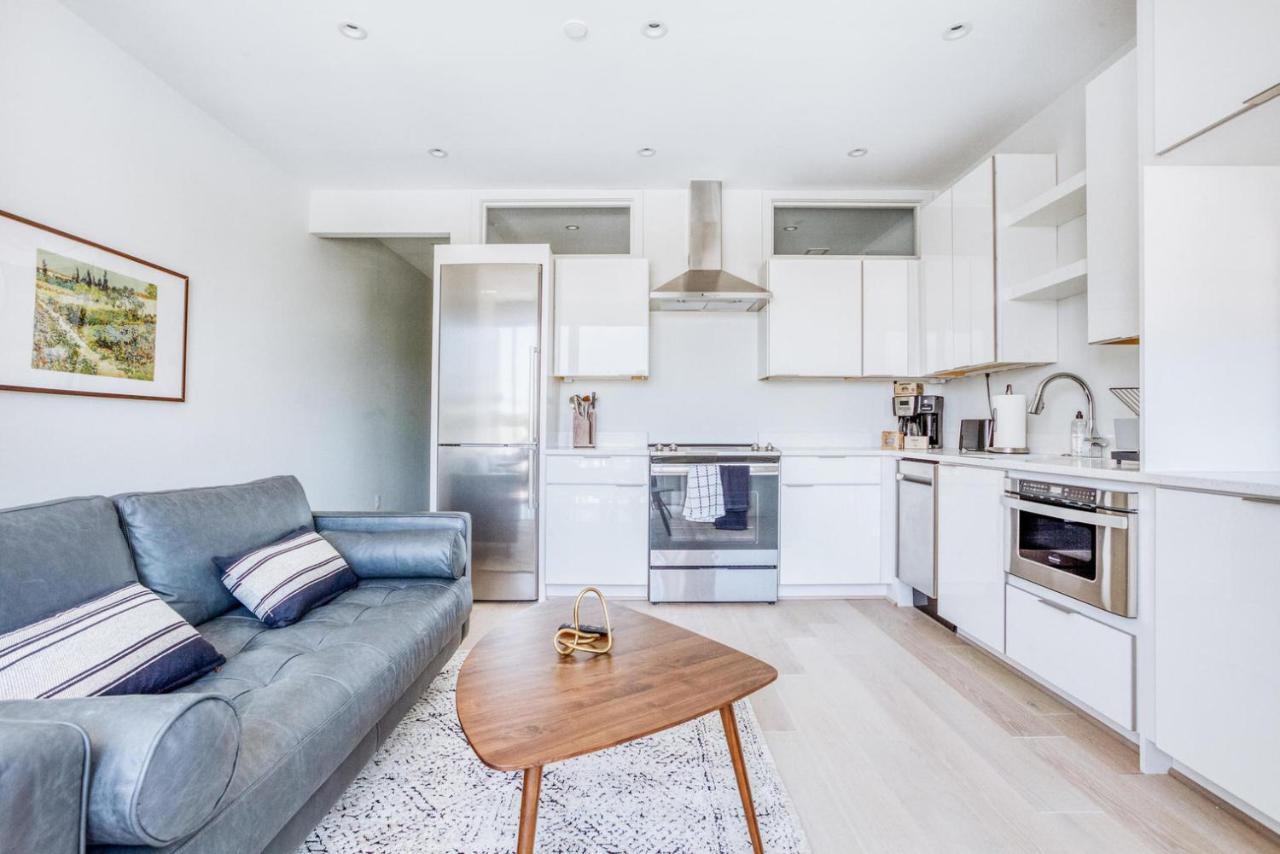 H Street 2br W Wd Nr Restaurants Wdc-760 * Washington
