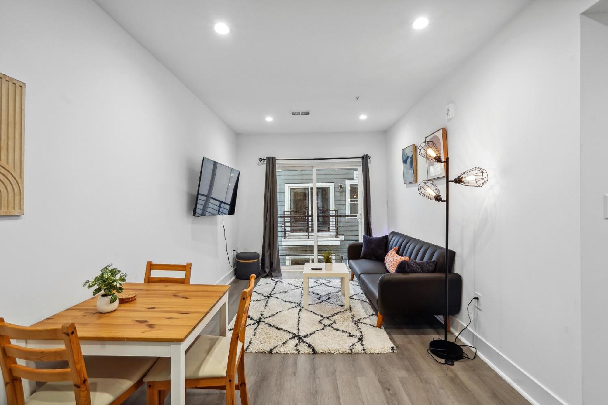 Apartment Mary's Petworth