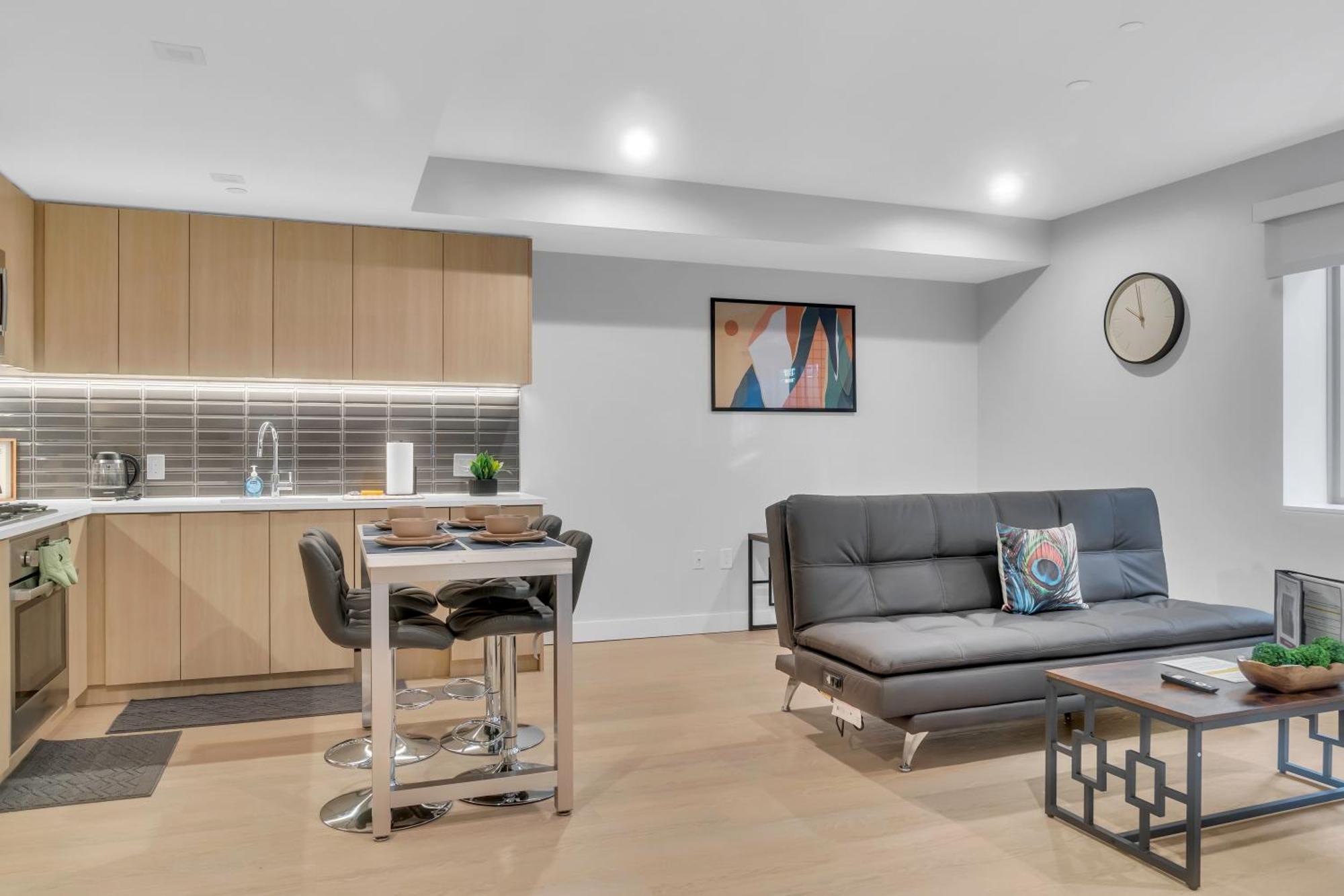 Fully Furnished In Near Logan Circle * Washington