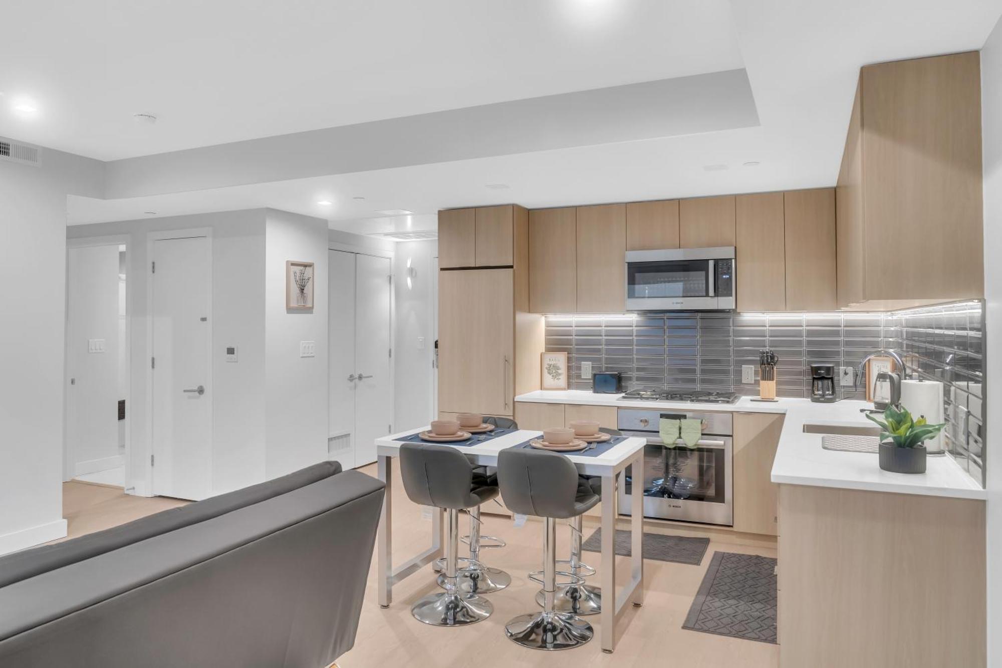 Fully Furnished In Near Logan Circle Apartment Washington
