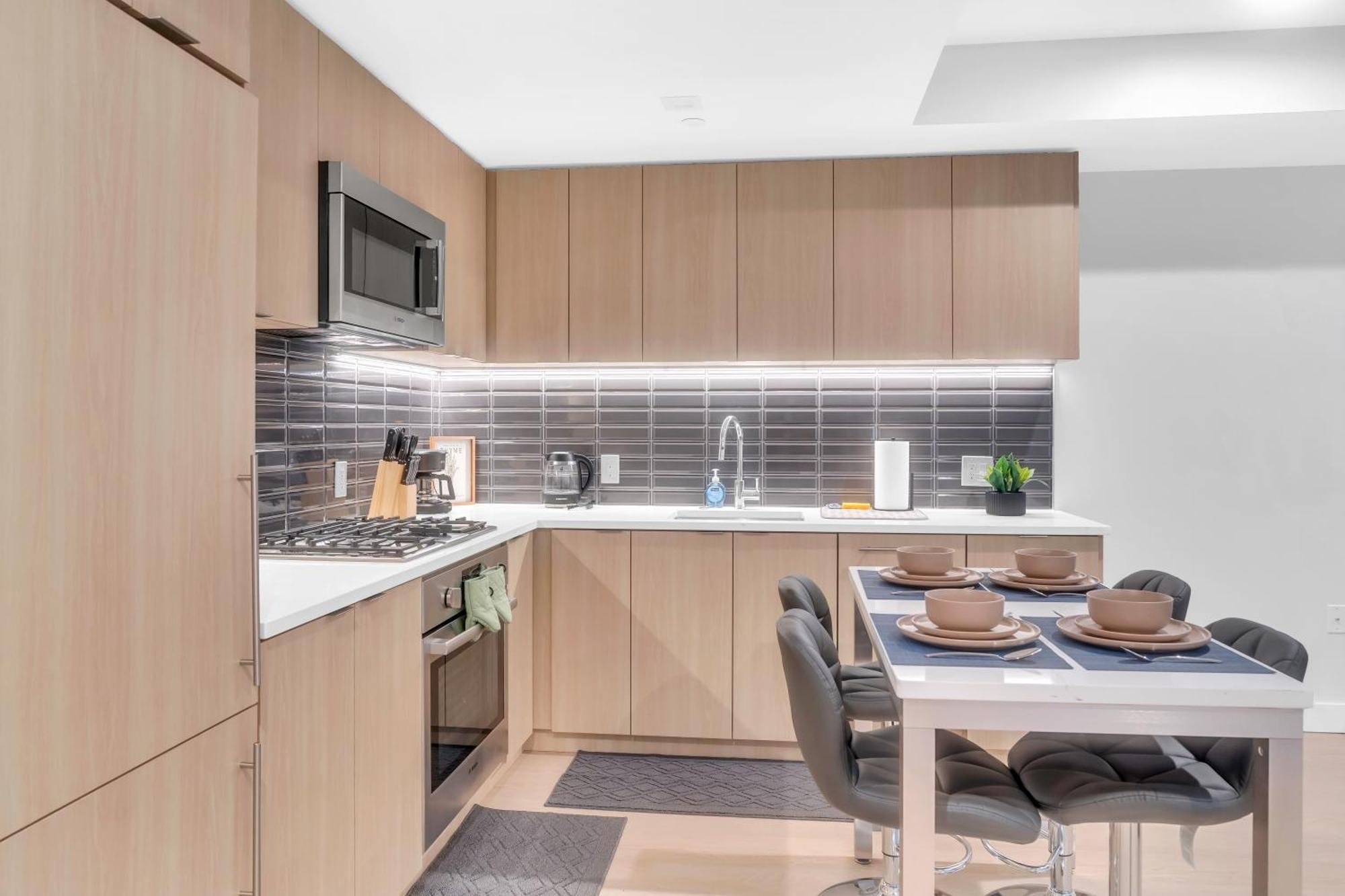 Fully Furnished In Near Logan Circle