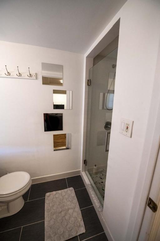 Apartment 2 Bedroom By Zoo, Metro, Park And Embassies In Forest Hills - Location *