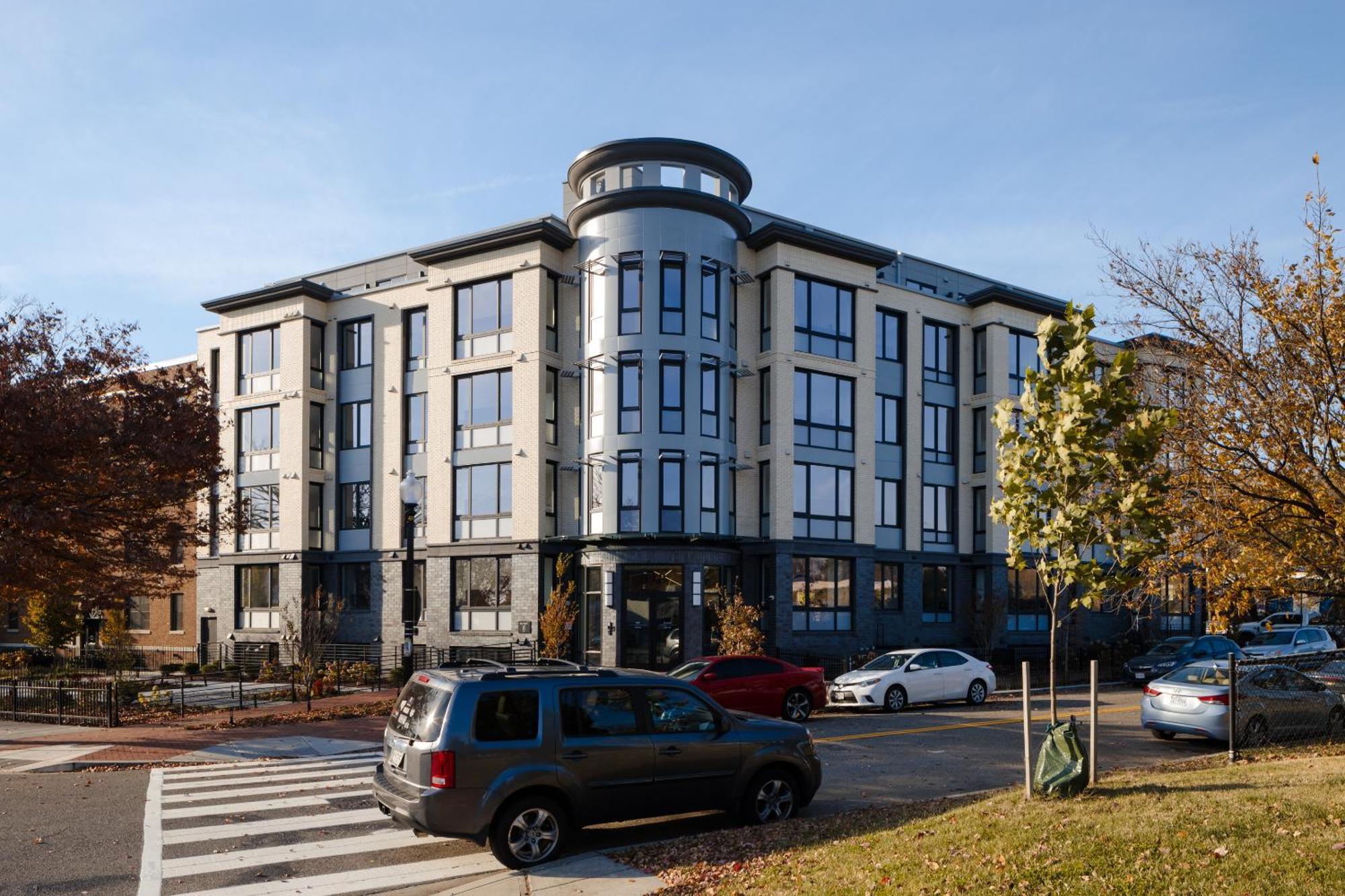 Reside Navy Yard, A Wyndham Aparthotel 3*