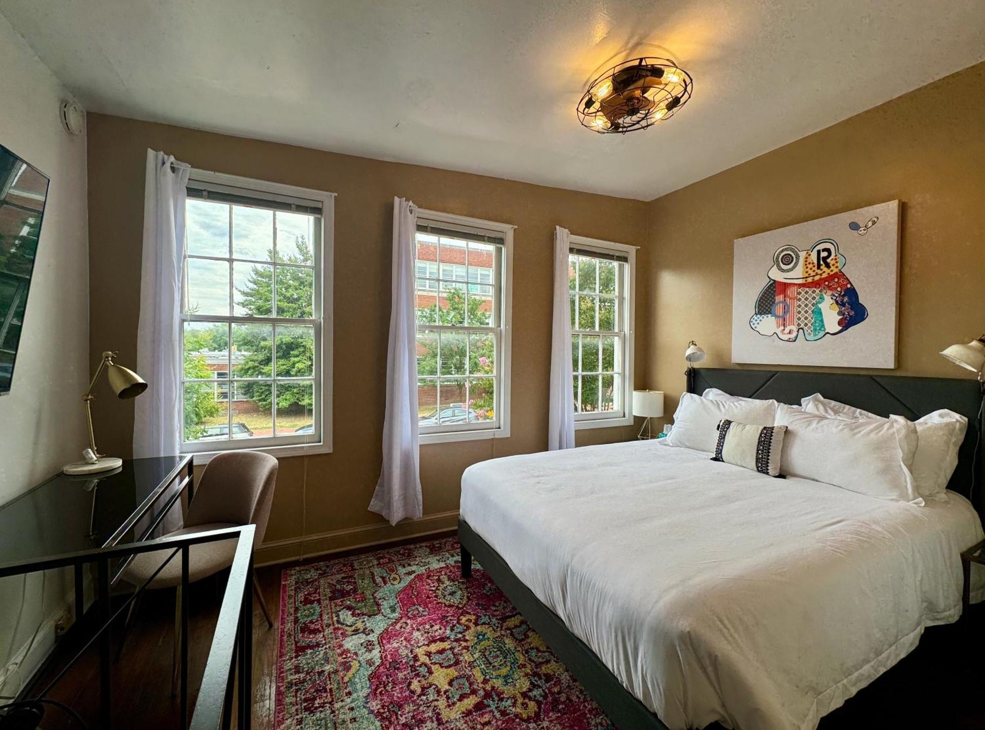 Capitol Hill Carriage House
