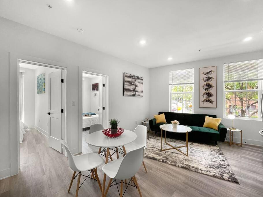 Classy Capitol Hill Apt, Steps From Dc Attraction Holiday home *