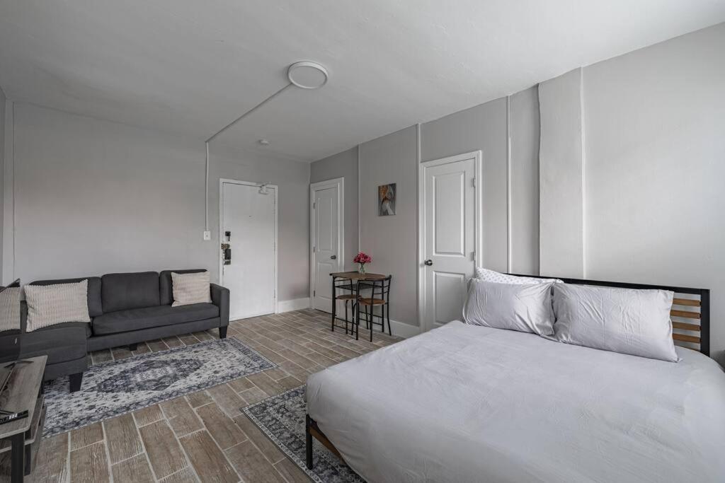 Apartment Chic Studio In Dc Dupont