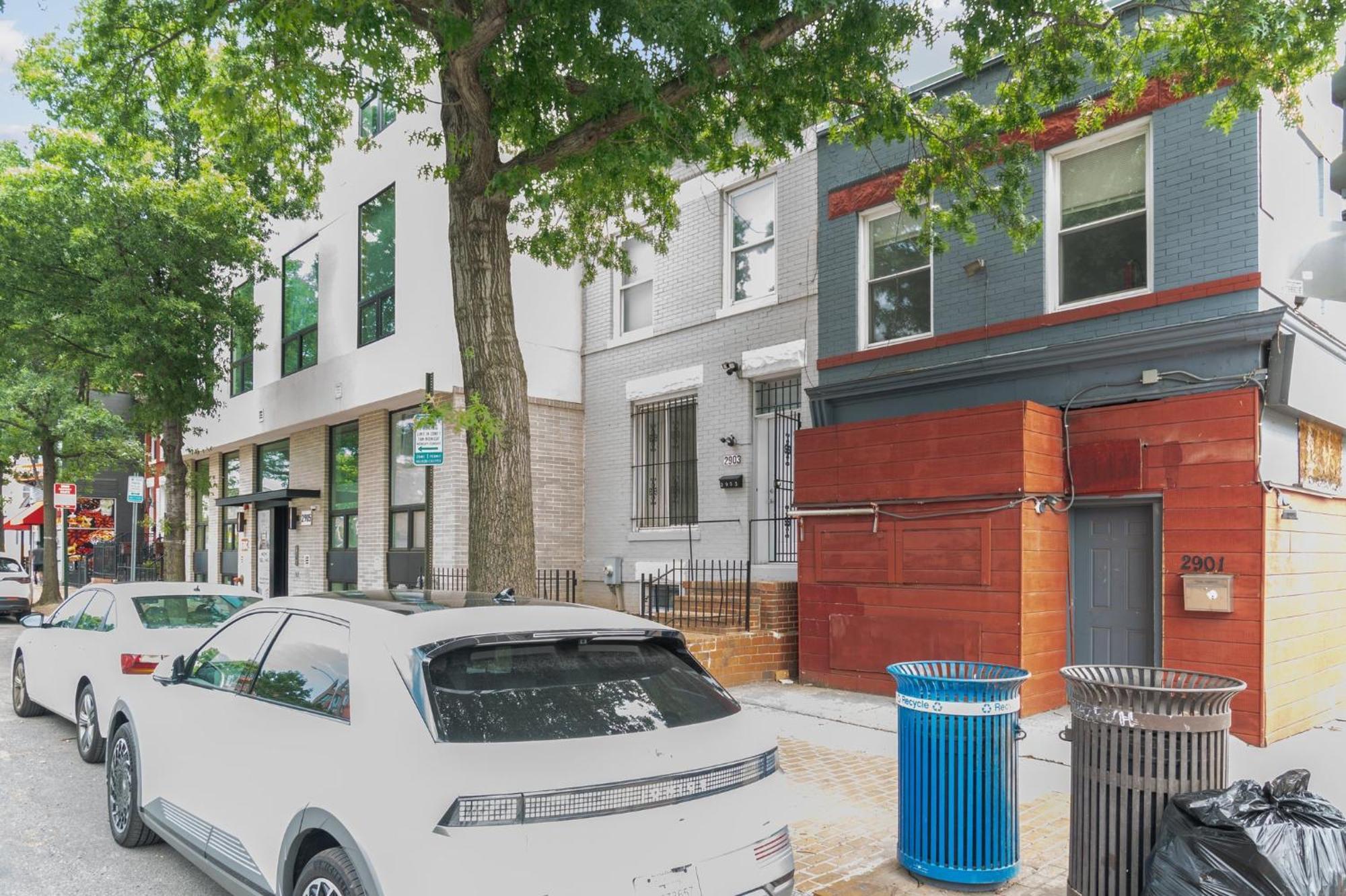 Holiday home Charming 4-bedroom Townhome In Fabulous With Ac, Wifi *