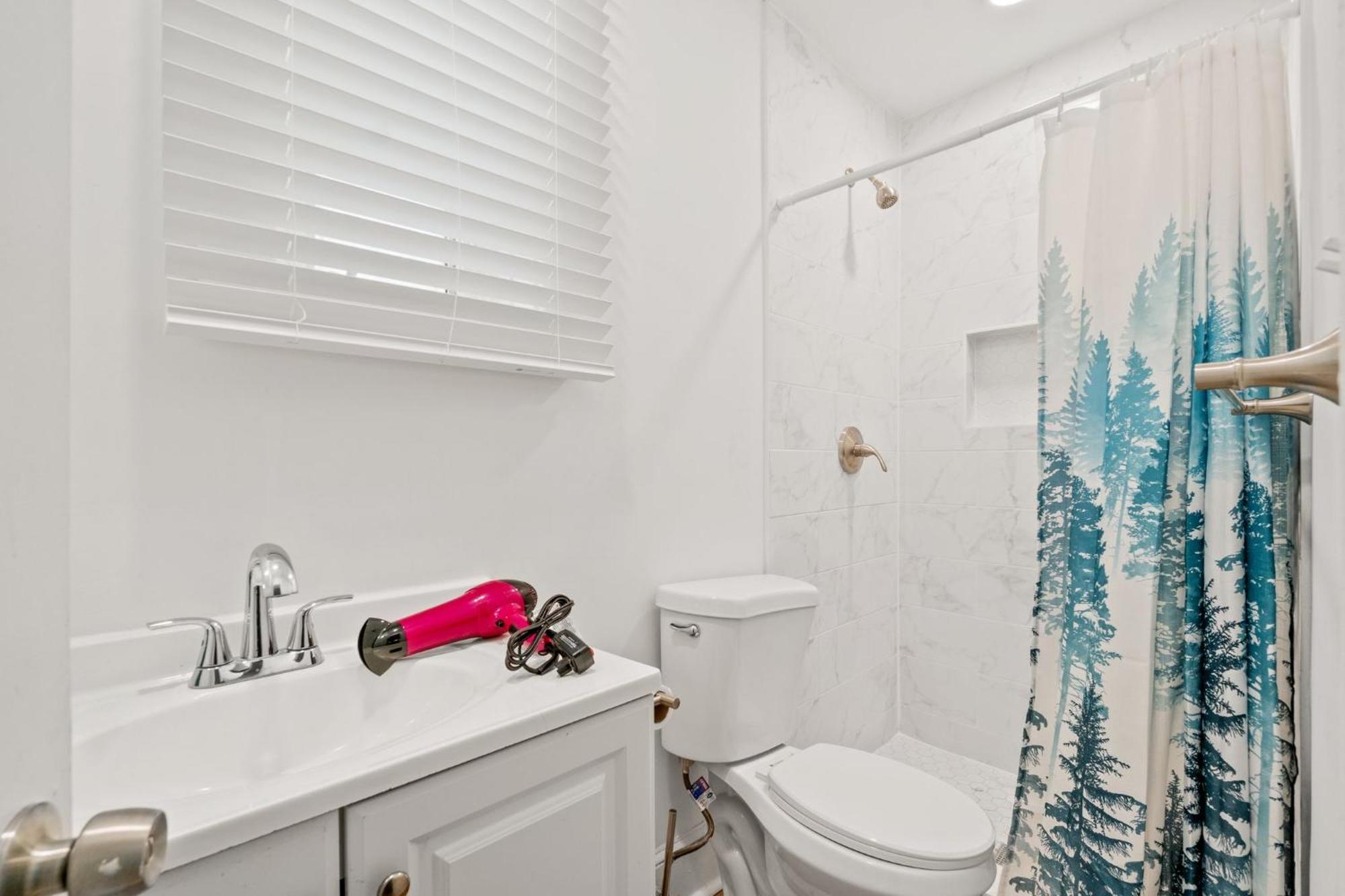 Charming 4-bedroom Townhome In Fabulous With Ac, Wifi Holiday home *
