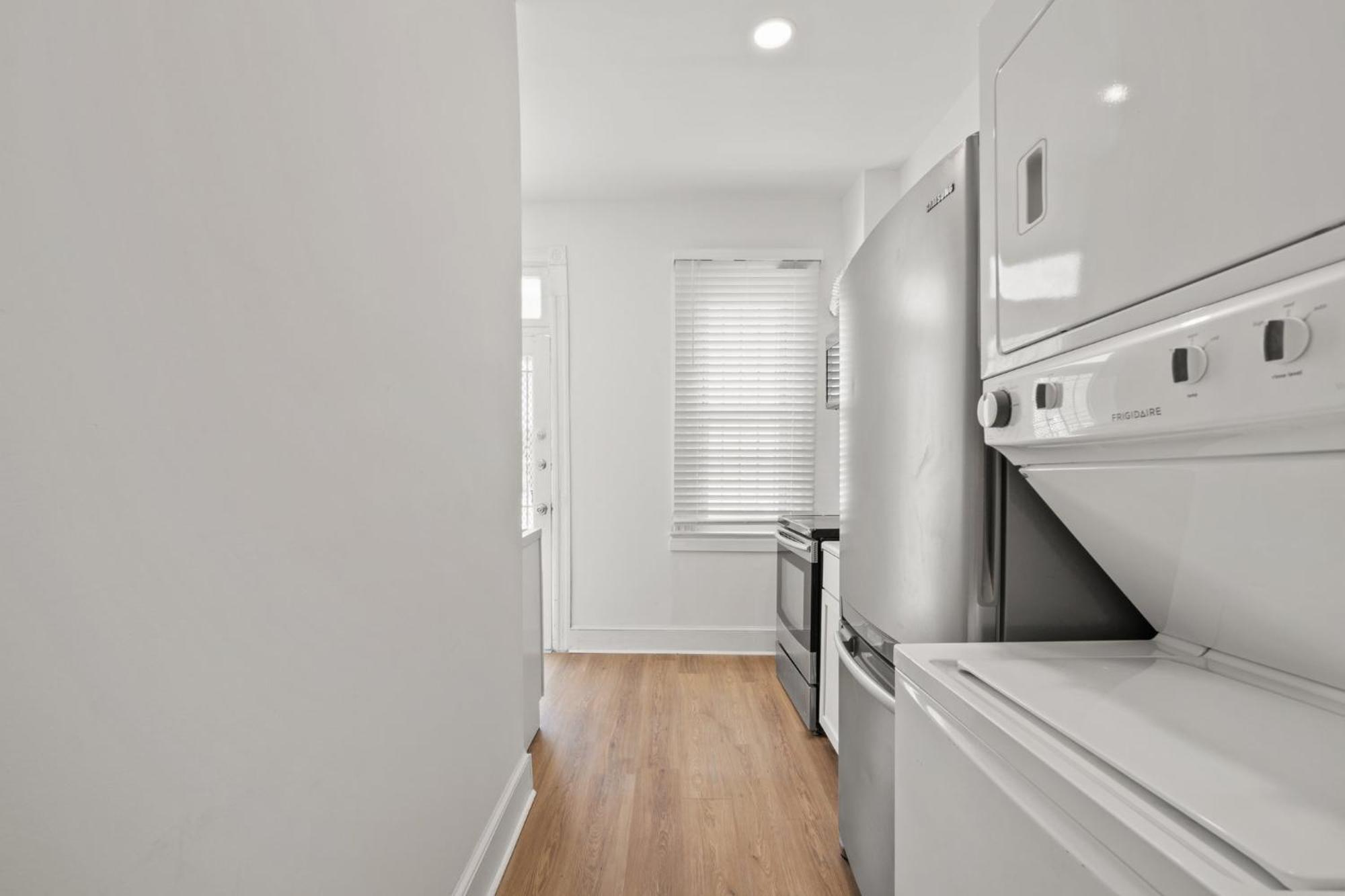 Holiday home Charming 4-bedroom Townhome In Fabulous With Ac, Wifi Washington