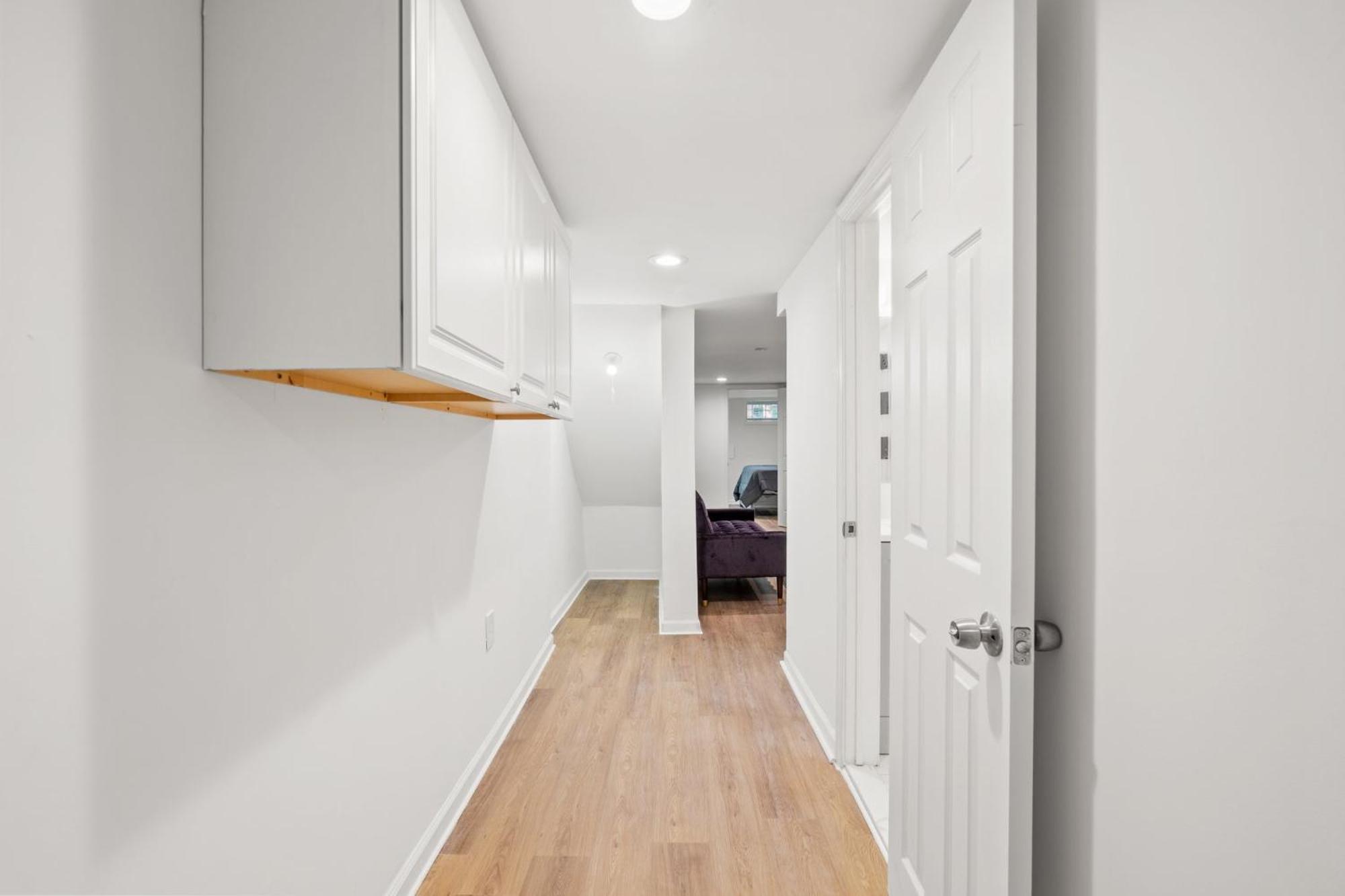 Charming 4-bedroom Townhome In Fabulous With Ac, Wifi