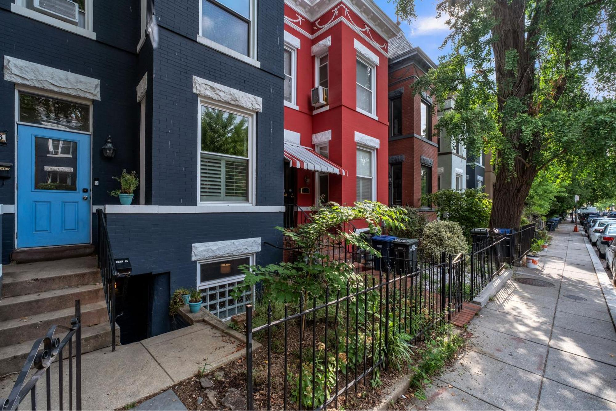 Holiday home Cute And Charming 1br In Fantastic Location Townhouse *