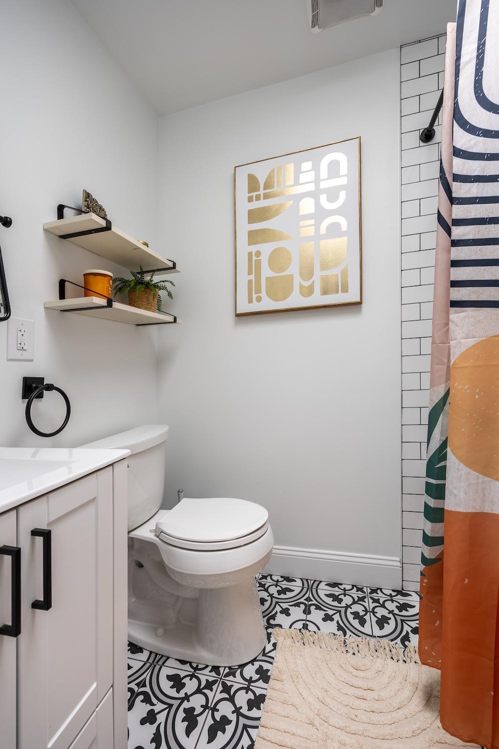 Charming 2br Townhouse With Patio & Parking In Dc Apartment