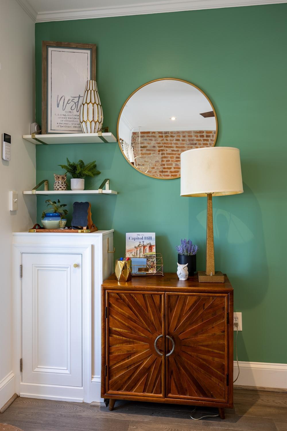 Charming 2br Townhouse With Patio & Parking In Dc Apartment *