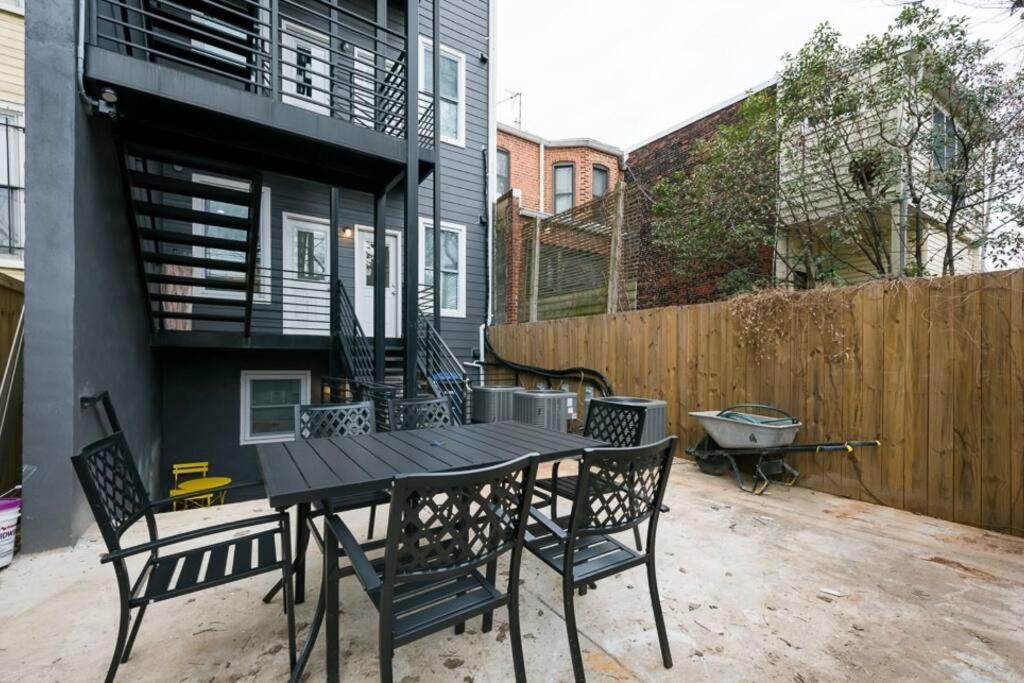 Lux 1br In Dc W Patio *