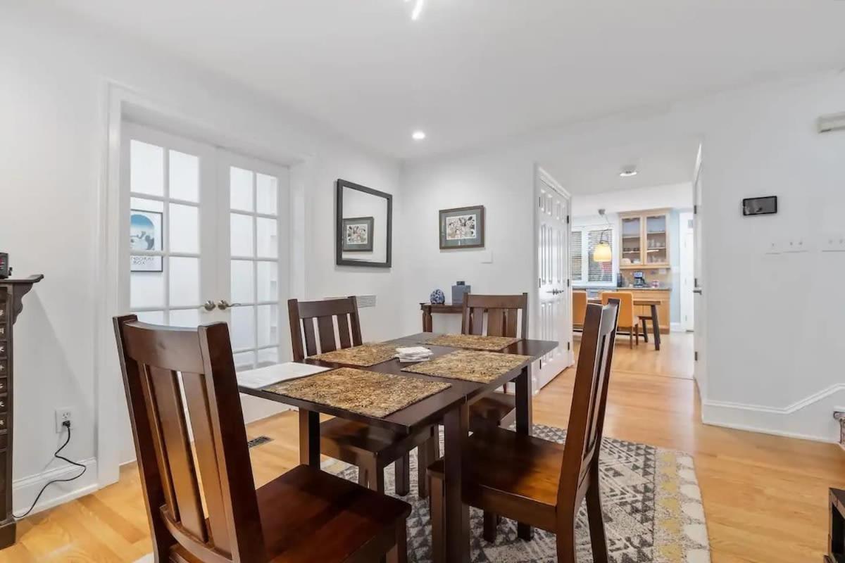 Holiday home Historic & Modern Capitol Hill 2-br Row *