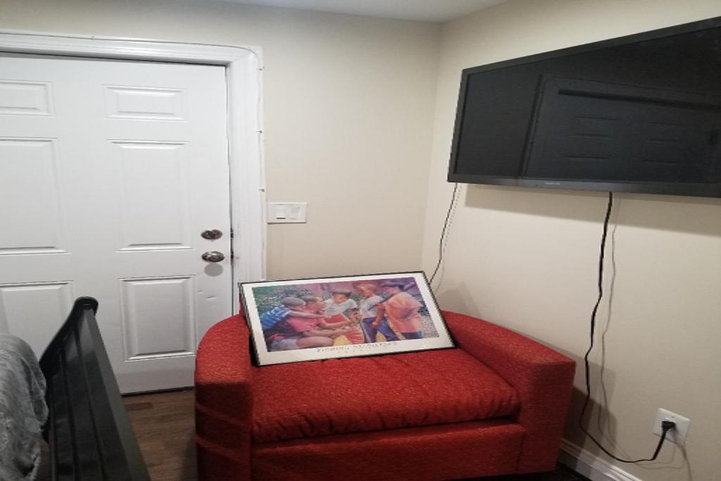 Beautiful New 4 Bedroom 3 Bath Family Or 1 Bedroom Nr Howard U Downtown Nw Dc Bed & Breakfast *