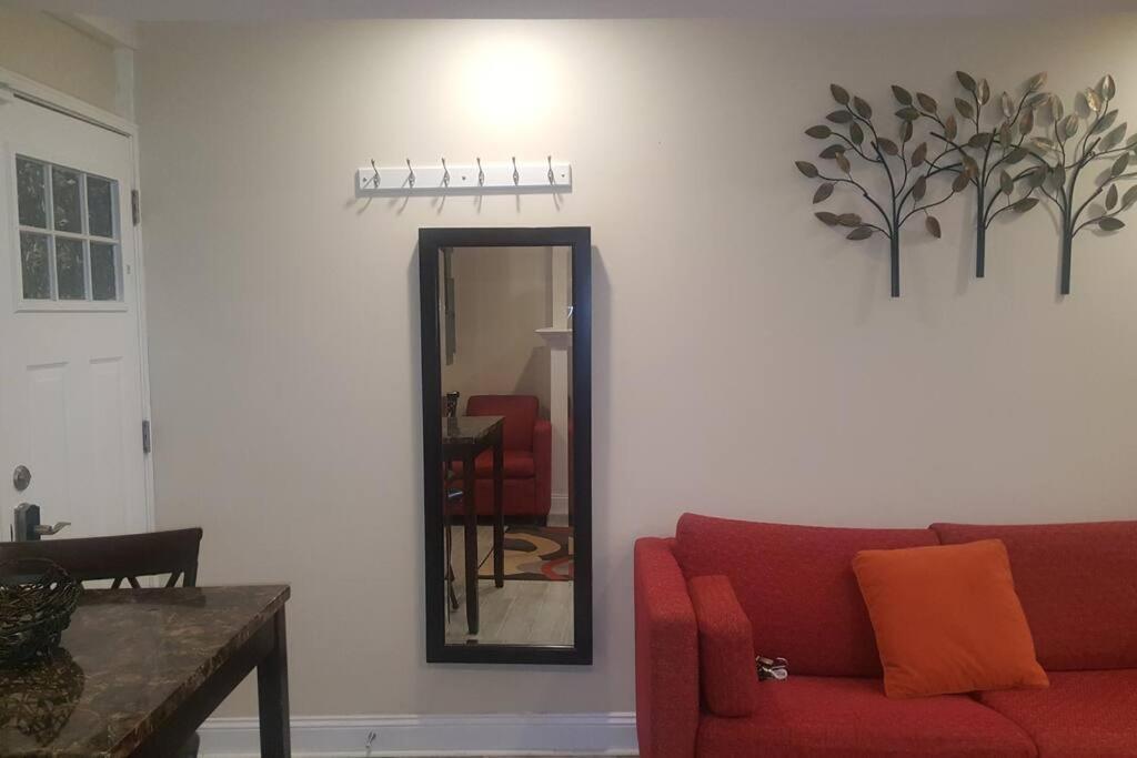 Bed & Breakfast Beautiful New 4 Bedroom 3 Bath Family Or 1 Bedroom Nr Howard U Downtown Nw Dc Washington