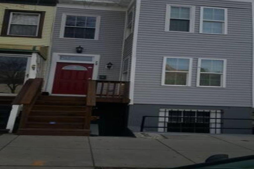 Bed & Breakfast Beautiful New 4 Bedroom 3 Bath Family Or 1 Bedroom Nr Howard U Downtown Nw Dc Washington