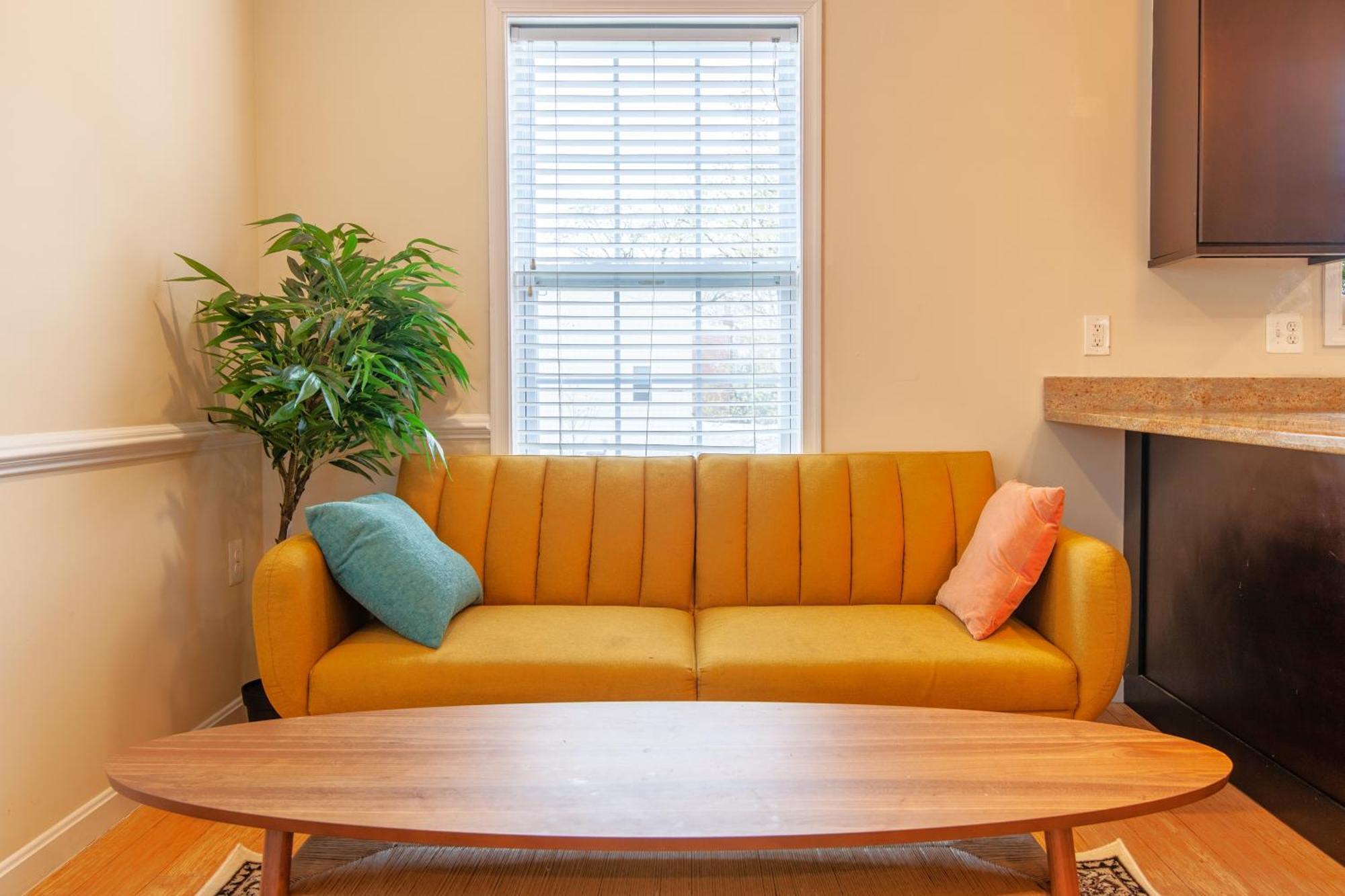 Luxury & Private In Dc Bed & Breakfast