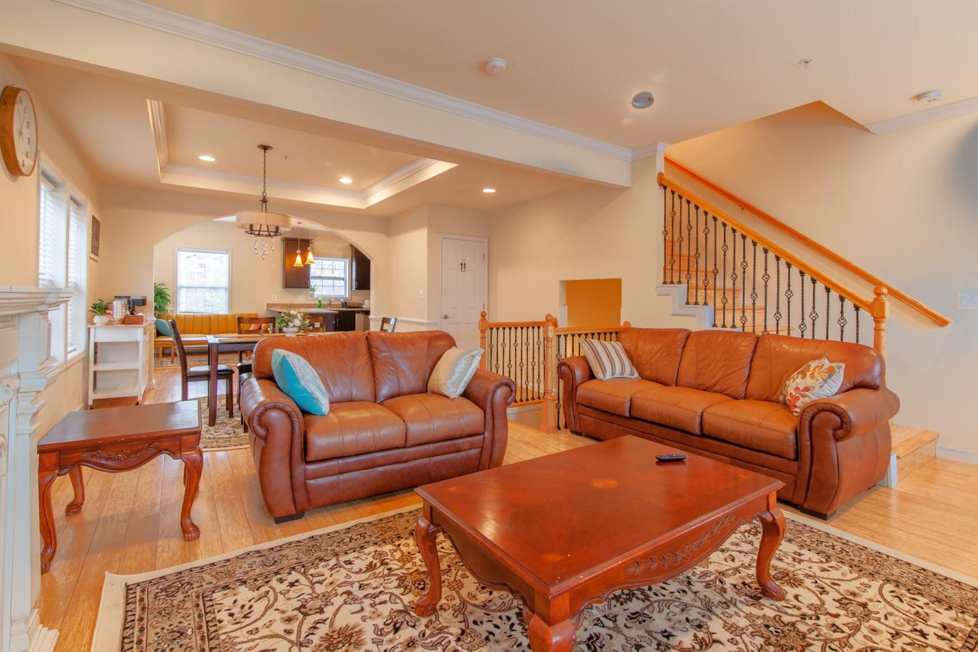 Luxury & Private In Dc Bed & Breakfast *
