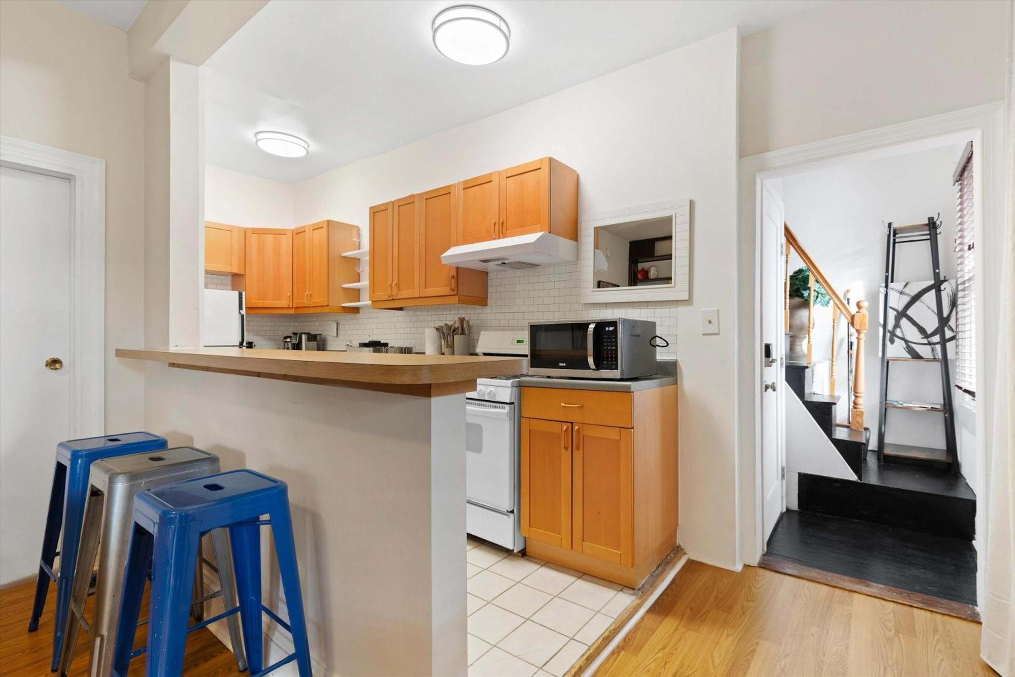 Chic 1-br Loft Nestled Between Dupont & Logan Washington