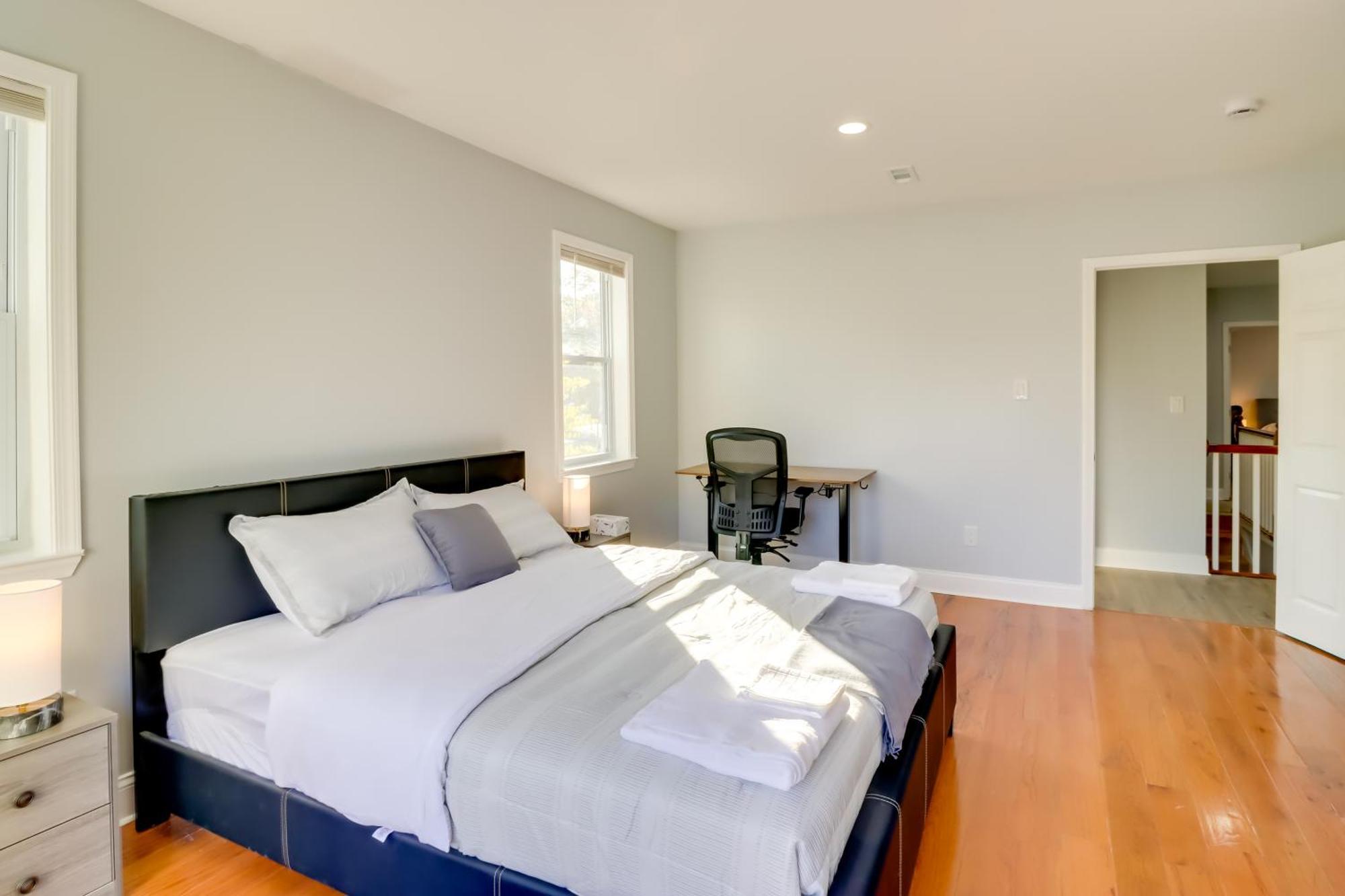 Holiday home 5 Mi To National Mall Dc With Pool Table *