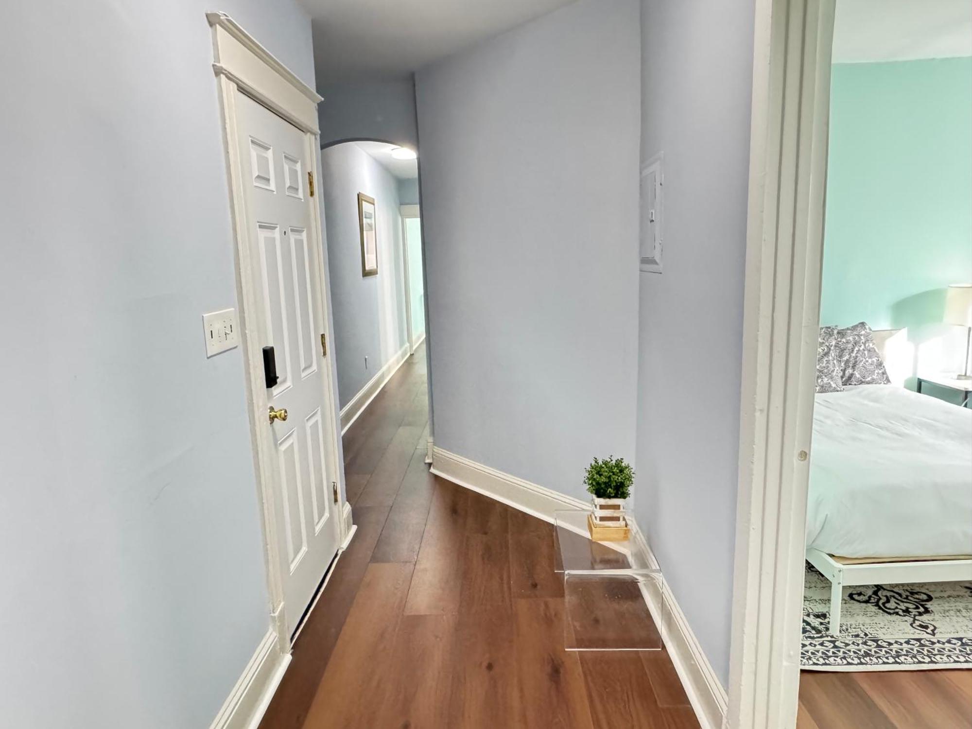 Gorgeous In Dc With 4bedrooms-6beds *