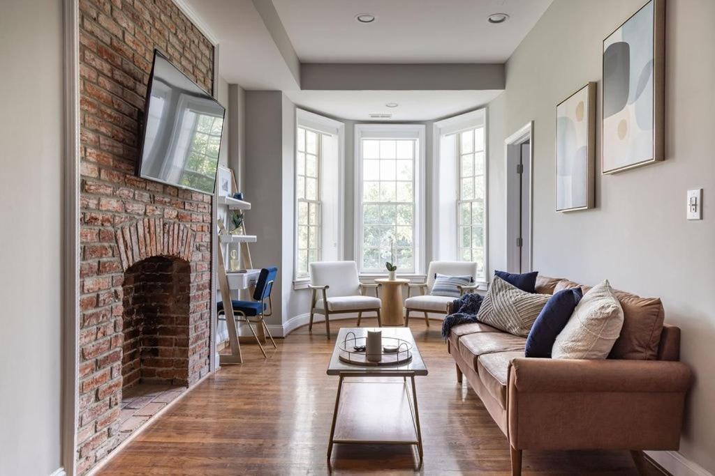 Apartment Luxury 3br With Parking In Heart Of Dc - Steps To Metro